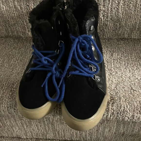 American eagle fur lined boots size 7 - Picture 3 of 10